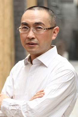 戚鑫